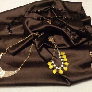 CHOCOLATE MOUSSE BROWN SATIN BIG RETRO WRAP PLUS 4 NEW NECKLACES LOT